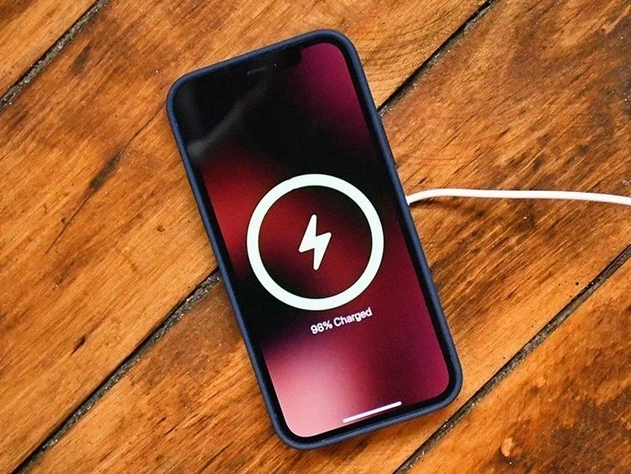 休宁苹果手机维修分享iPhone 12可以随便充电吗 